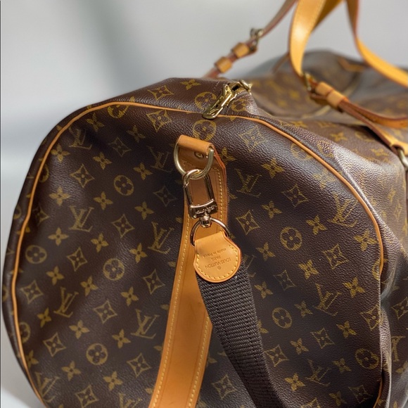 Louis Vuitton Monogram Travel Duffle Crossbody Bag XLarge 💯% AUTHENTIC - Picture 4 of 16